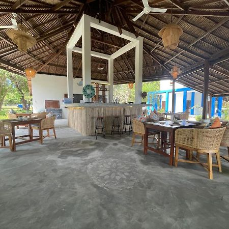 Blue Emocean Dive Resort Moyo Island Exteriér fotografie